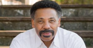 Tony Evans - 104.1 Redentor